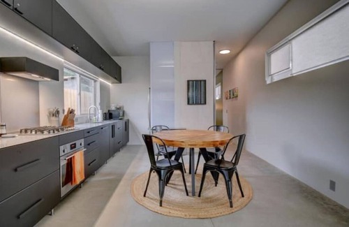 Albuquerque Casa | Private modern hideaway in downtown Albuquerque.