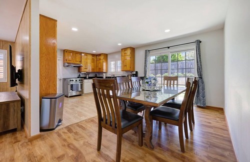 University City Casa | Private & Modern Home | Minutes to La Jolla
