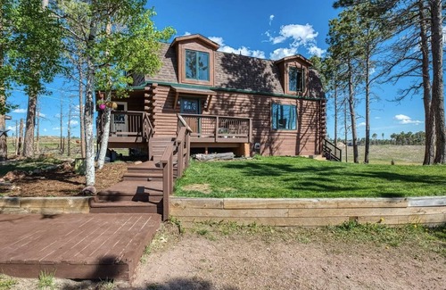 Colorado Springs Cabina | Private Mountain Cabin! King Beds 8 Acres Game Room Pet Friendly