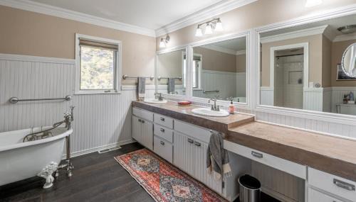 North Mountain Casa | Private Mountain Hideaway Sleeps 6 with view