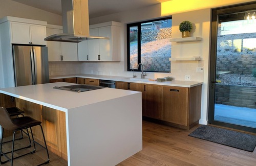 Soquel Casa | Private New Modern Farmhouse 2-bedroom 3 miles from Capitola