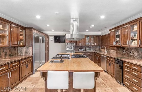 Scotch Eighty Casa | Private Oasis just minutes from the Strip - Monthly rental