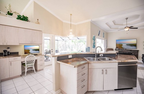 North Port Casa | Private Oasis on Canal with Dock