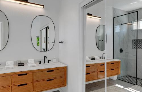 Vista Norte Casa | Private Oasis Palm Springs Mountain Views 5 min to Downtown