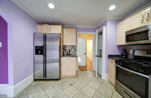 Wilmore Casa | Private Oasis. Uptown. Pool. Hot Tub. Fire pit. Fenced in Yard