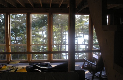 Monson Cabina | Privado, en la hermosa cabaña de troncos de agua, 815 pies de frente de agua, 16 hectáreas