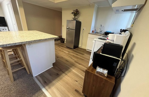 Cottonwood Heights Casa | Private One Bedroom Basement Apartment