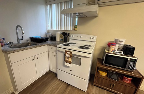 Cottonwood Heights Casa | Private One Bedroom Basement Apartment