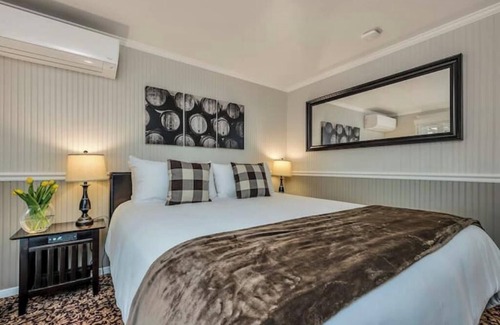 Calistoga Hotel | Private Deck, Steps to Best Napa Valley Wineries & Fine Dining