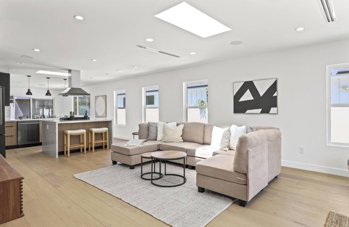 Valley Glen Casa | private paradise in the heart of Sherman Oaks!