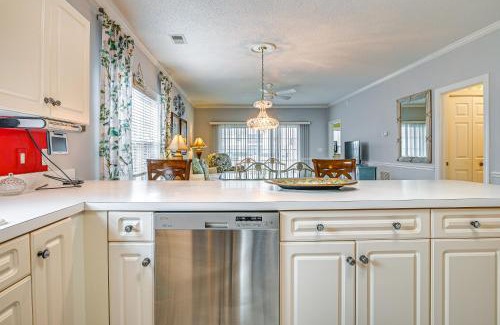 Socastee Apartamento | Private Patio and Resort Perks Myrtle Beach Retreat