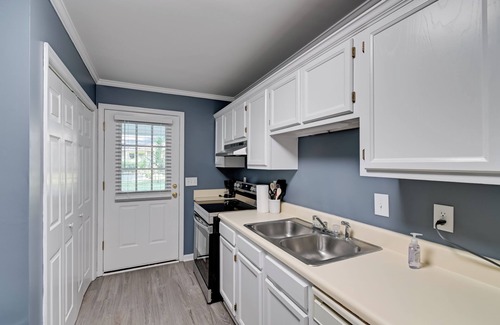 Cheraw Apartamento | Private Patio: Apt 6 Mi to Cheraw State Park!
