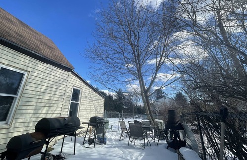 Derry Casa | Private Pet Friendly Single Family Home