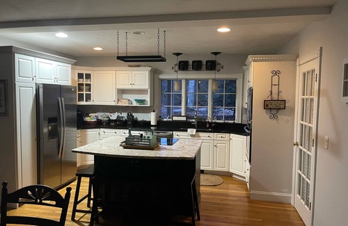 East Falmouth Casa | Lado del estanque privado en Falmouth