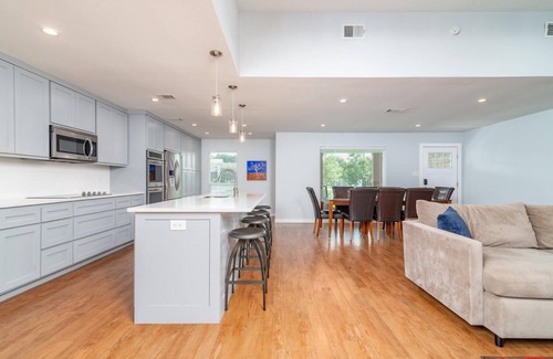 East Oak Hill Casa | Private Pool 3 Bed 2.5 bath South Austin 6 miles from Downtown