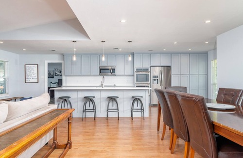 East Oak Hill Casa | Private Pool 3 Bed 2.5 bath South Austin 6 miles from Downtown