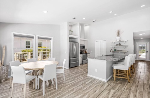 Sugarwood Beach Casa | Private Pool! 3 Adult Bikes! No Stairs! Low-Speed Vehicle! EV Charger! Short Bike Ride to Seaside!