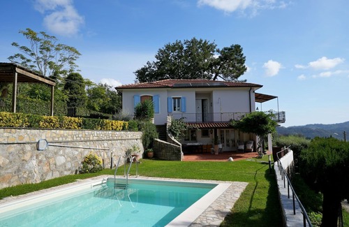 Corsanico Villa | Villa en Corsanico con 4 habitaciones, capacidad 8