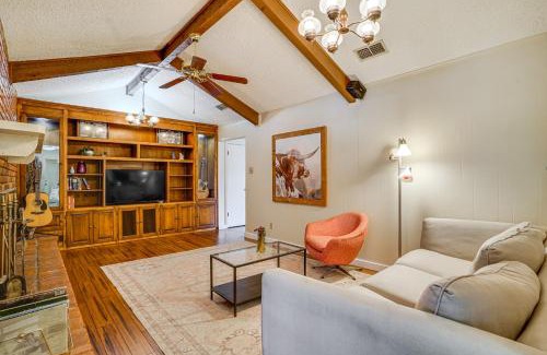 Tarrant County Casa | Private Pool and Patio Fort Worth Area Home