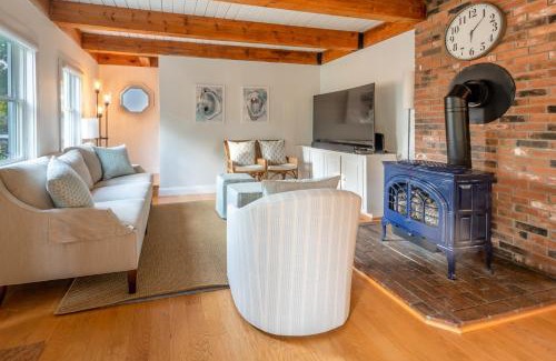 Mashpee Casa | Private Pool and Screened Deck Mashpee Home!