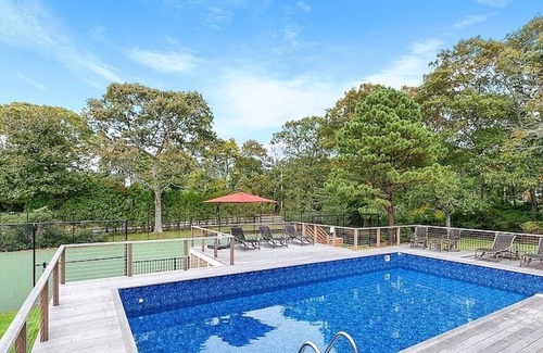 Hampton Bays Casa | Private Pool and Tennis-Large Newly Renovated Hampton Haven