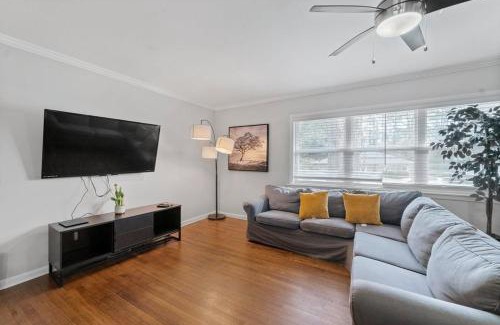 Decatur Casa | Private Pool ATL w Grill and Outdoor Dining