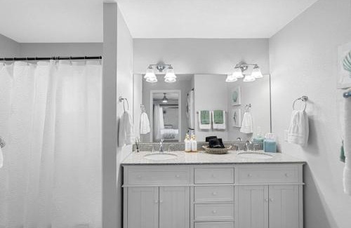 Sun Bay South Casa | Private Pool, Hammock, Newly Renovated Home!