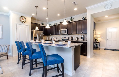 Four Corners Cabaña | Private Pool Home W/themed Rooms+ Free Water Park!