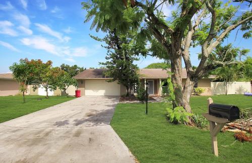 Whitfield Casa | Private pool home with game room - Shaker Of Salt