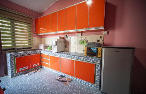 Kampung Chicha Casa | Private Pool Homestay Al-Qari