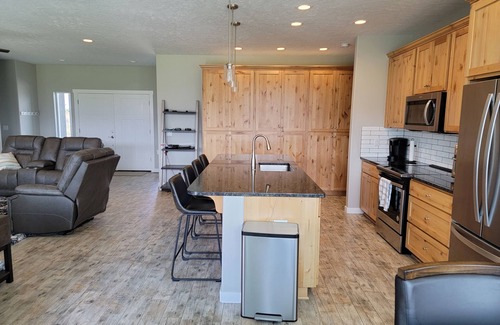 Desert Aire Casa | Private Pool, Hot tub & large yard just waiting for you to enjoy.