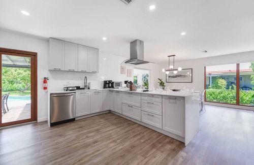 Olympia Heights Casa | Awesome 4 Bedroom House W/Pool @Westchester Miami
