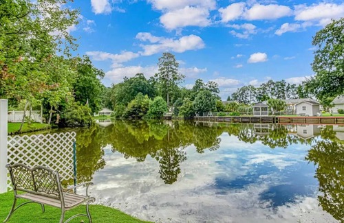 Surfside Beach Casa | Private pool lakefront estate in fantastic Myrtle Beach