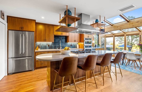 Cotati Villa | Modern Cotati Villa w/ Private Pool & Large Deck!