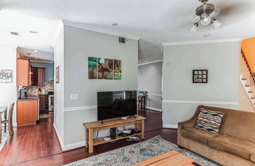 Savannah Casa | Private Pool, Mins to Savannah-Peachy Pied-à-Terre
