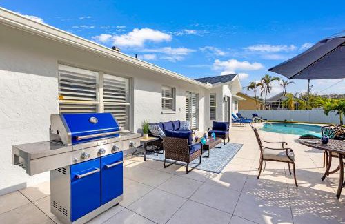 Naples Park Casa | Private Pool｜Near Beach｜Fenced Yard｜Outdoor Living