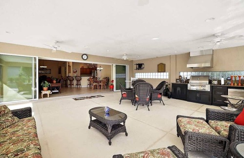 St. Charles Casa | Private Pool Oasis in St Charles