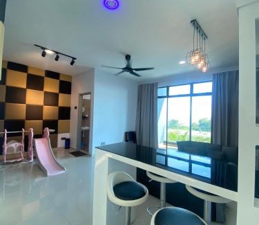 Malacca City Villa | Private Pool Platinum House Melaka By I Housing