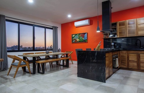 Colina del Sol Casa | Private pool, rooftop and BBQ, Malecón 5 min walk