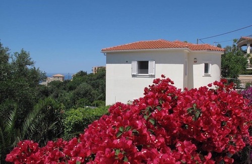 Sarlata Villa | Piscina privada y capacidad para hasta 10 personas, excelentes vistas al mar