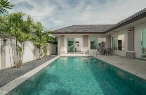 Nai Harn Villa | Private Pool Villa at Nai Harn 2 bedroom