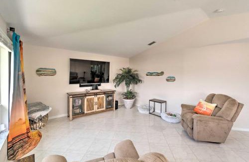 Caloosahatchee Casa | Private Pool Waterfront Cape Coral Home!