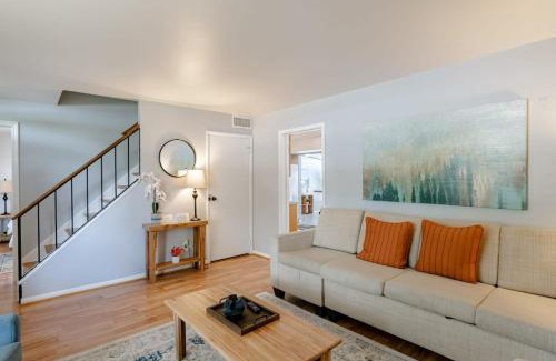Mobile Casa | Private Pool & Yard Mins to Dining & University