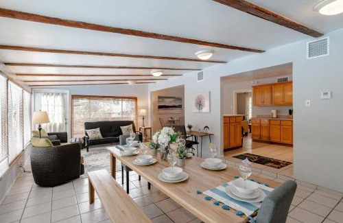 Mobile Casa | Private Pool & Yard Mins to Dining & University