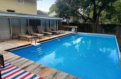 Mobile Casa | Private Pool & Yard Mins to Dining & University