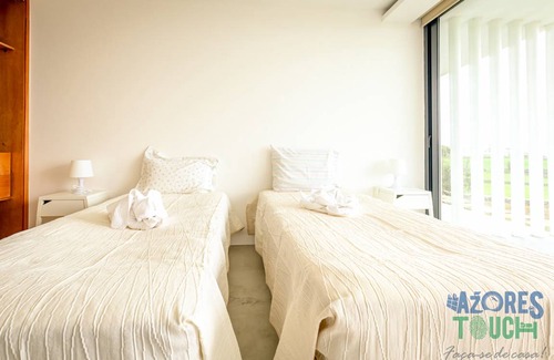Angra do Heroismo Complejo | Habitación privada ∙ 1 habitación ∙ 3 huéspedes
