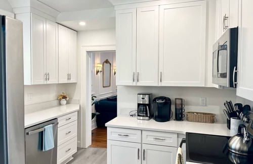 Forest Grove Casa | Private, Quiet 3 Bedroom House with Central AC