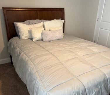 Decatur Casa | Private, quiet, immaculate bachelor pad with free parking on site
