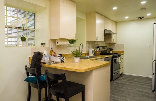 El Monte Casa | Private Relaxing getaway 4 bdrm 2.5bath home great for Family Vacations