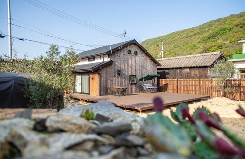 Shiyu-jima District Casa | Private rental of an old house on a remote island / Takamatsu Kagawa